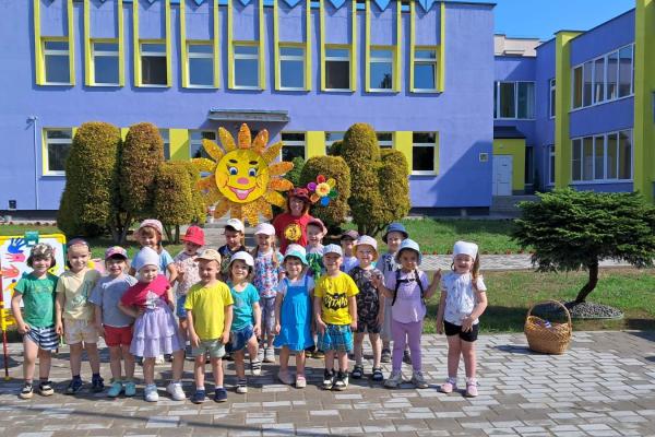 Музыкальное развлечение «Играй, веселись и с друзьями подружись»